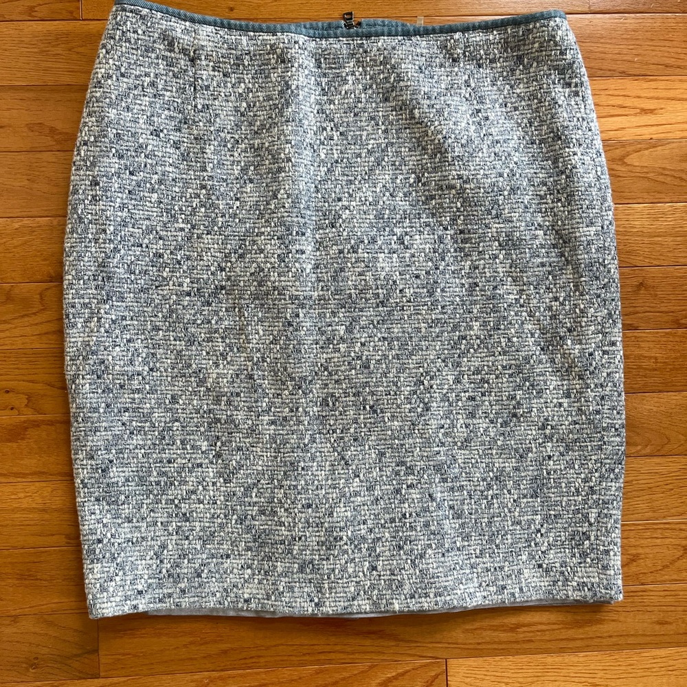 Elie Tahari Gray/Blue Textured Pencil Skirt size: 8
